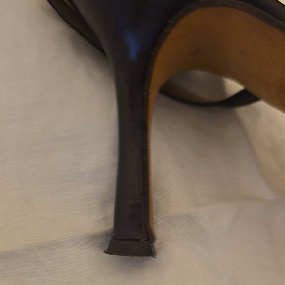Isaac Mizrahi Dark Brown Pointed Slingback Heels - Picture 2 of 4